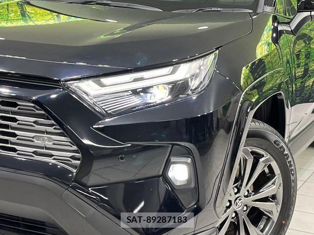 Toyota RAV4 2023-08 7359571-12