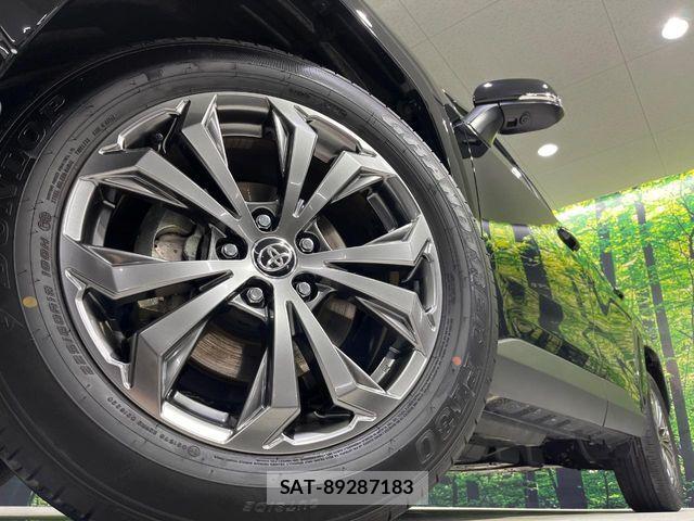 Toyota RAV4 2023-08 7359571-13
