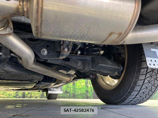 Toyota RAV4 2020-03 7359575-19