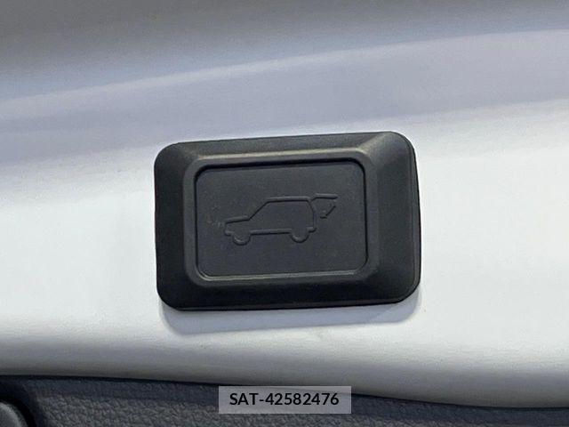 Toyota RAV4 2020-03 7359575-6
