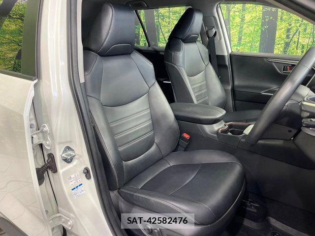 Toyota RAV4 2020-03 7359575-8