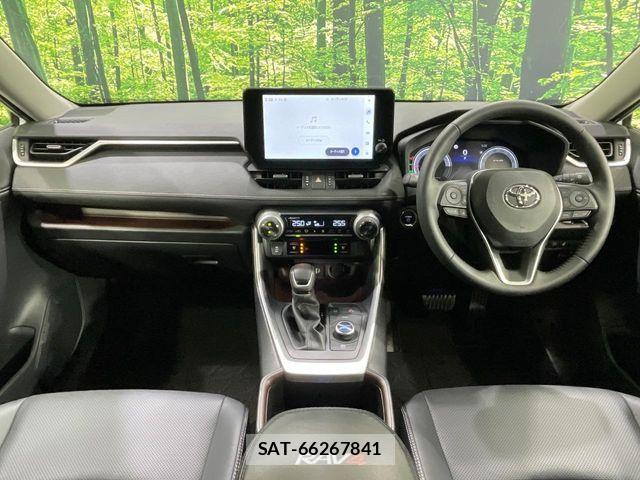 Toyota RAV4 2023-11 7359573-1