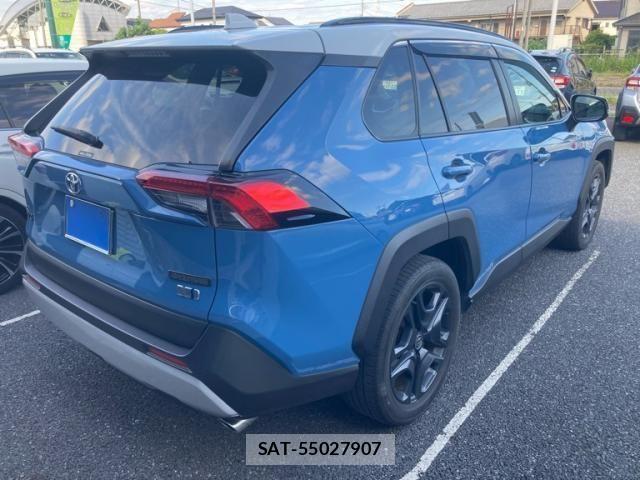 Toyota RAV4 2022-03 7359570-8