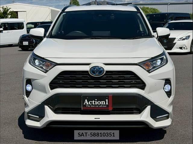 Toyota RAV4 2020-04 7378971-2