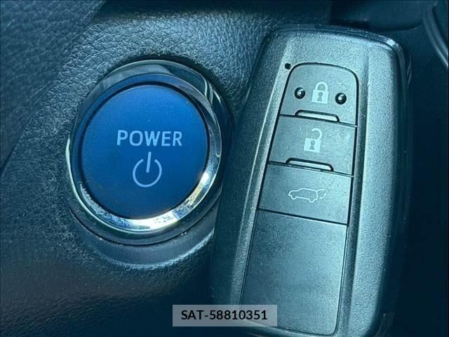 Toyota RAV4 2020-04 7378971-29