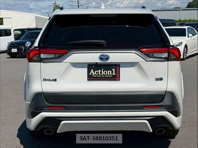 Toyota RAV4 2020-04 7378971-3