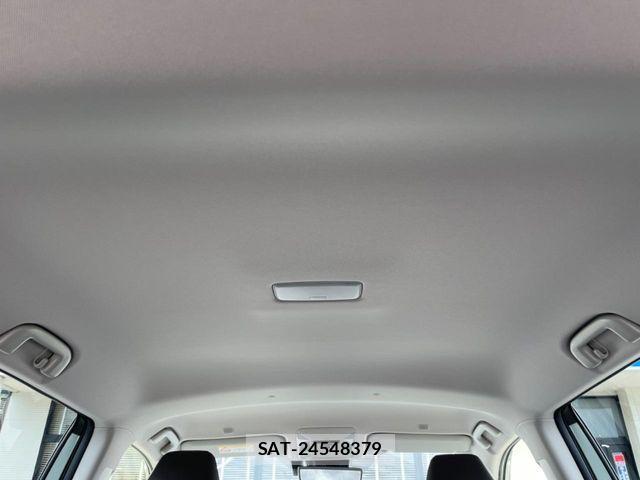 Toyota RAV4 2025-04 7393846-12