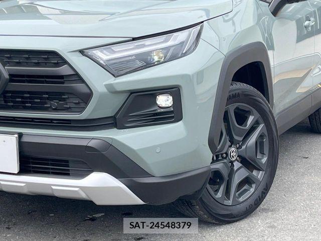 Toyota RAV4 2025-04 7393846-13