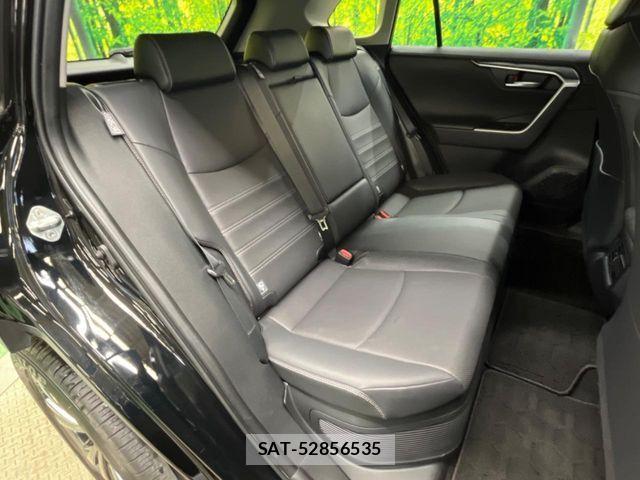 Toyota RAV4 2024-03 7393847-11