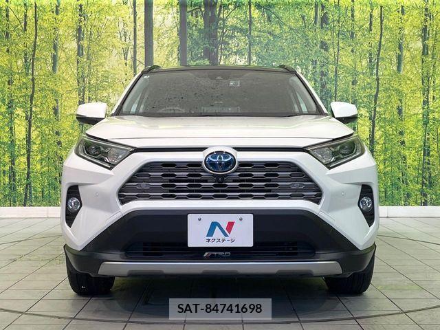 Toyota RAV4 2021-05 7393851-13
