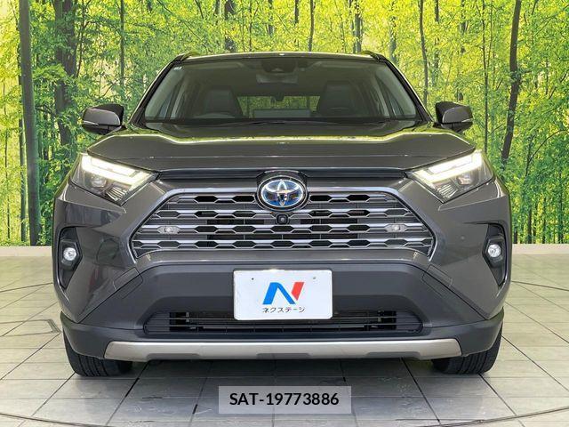 Toyota RAV4 2023-02 7393849-12