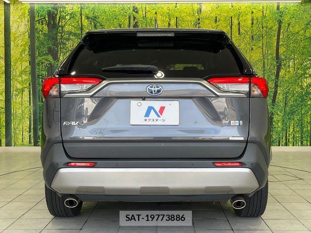 Toyota RAV4 2023-02 7393849-13