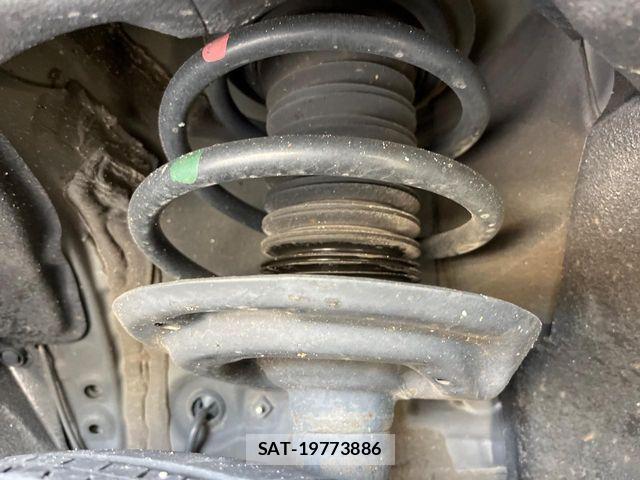 Toyota RAV4 2023-02 7393849-18