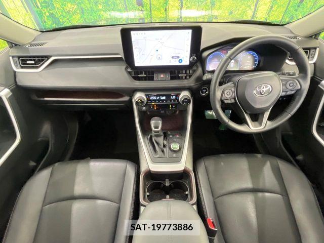 Toyota RAV4 2023-02 7393849-1