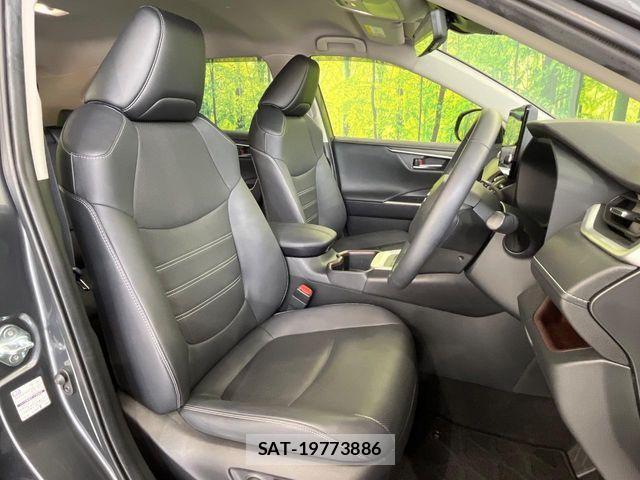 Toyota RAV4 2023-02 7393849-7