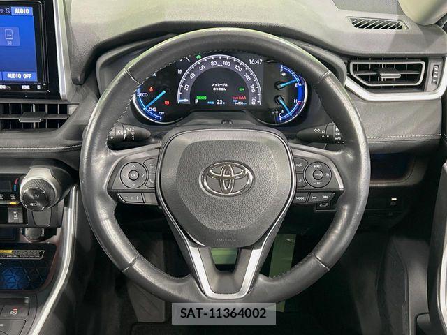 Toyota RAV4 2019-06 7393853-10