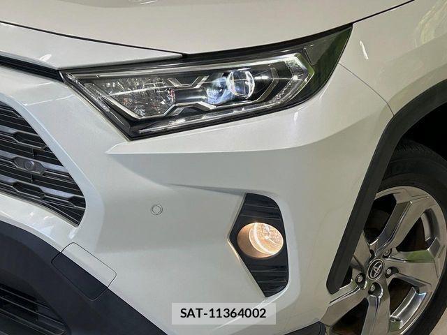 Toyota RAV4 2019-06 7393853-11