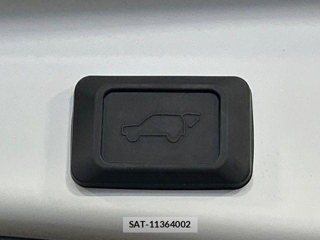 Toyota RAV4 2019-06 7393853-6