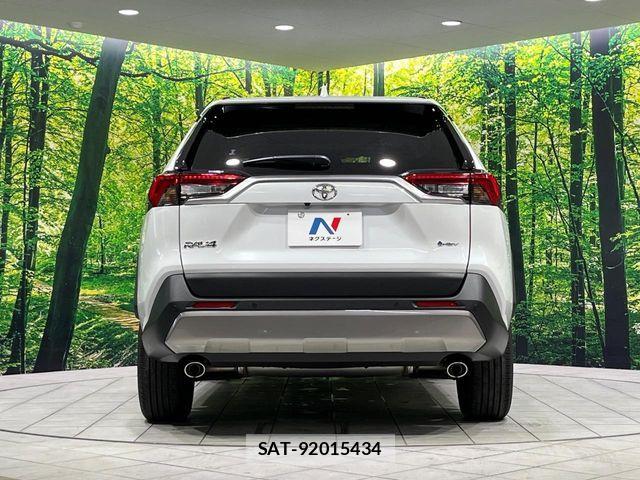 Toyota RAV4 2025-10 7393840-13