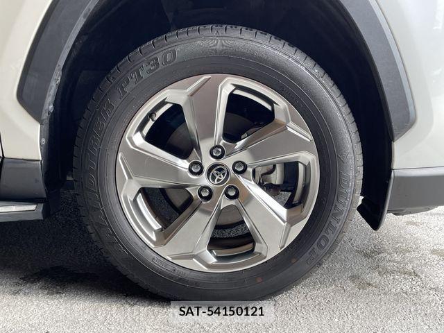 Toyota RAV4 2021-04 7393850-3