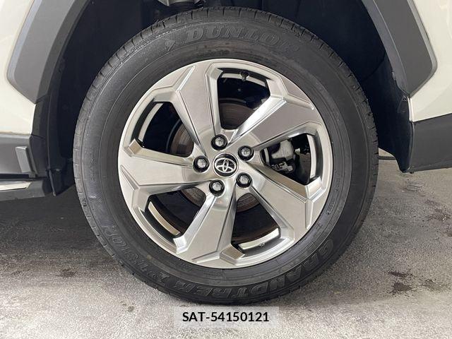Toyota RAV4 2021-04 7393850-5