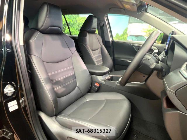 Toyota RAV4 2025-10 7393841-10