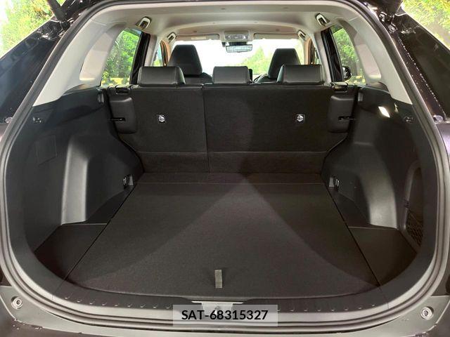 Toyota RAV4 2025-10 7393841-12