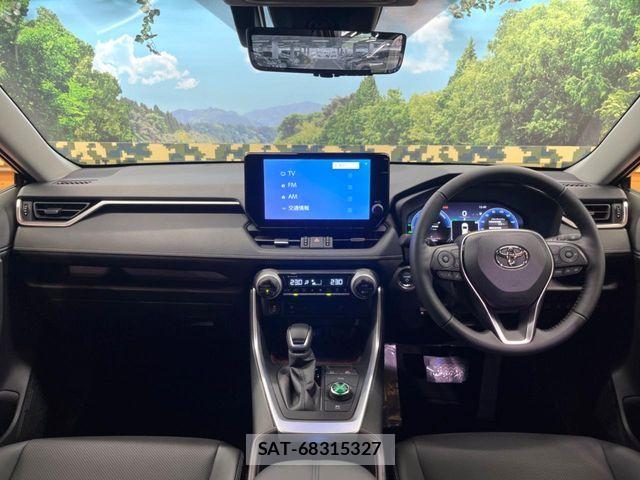 Toyota RAV4 2025-10 7393841-1