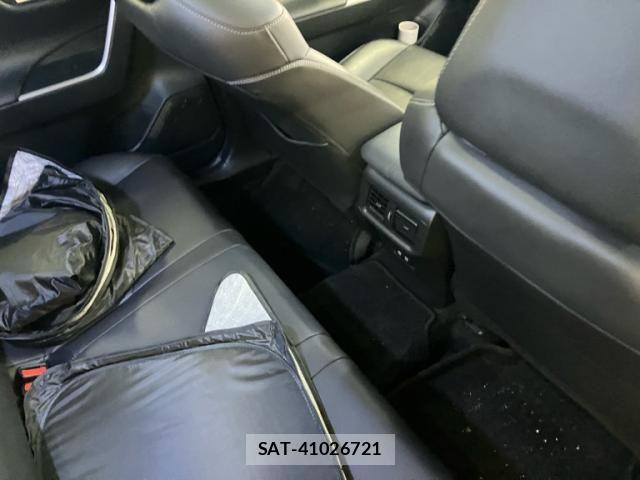 Toyota RAV4 2019-07 7457271-10