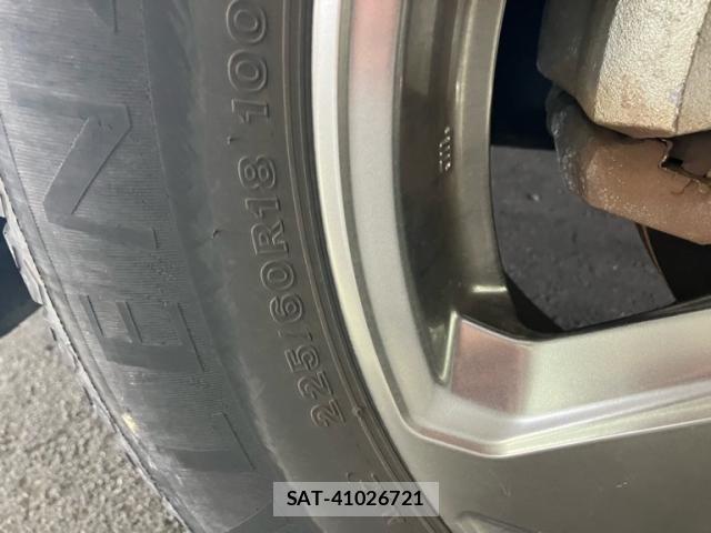 Toyota RAV4 2019-07 7457271-6