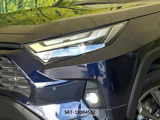Toyota RAV4 2022-04 7457260-11