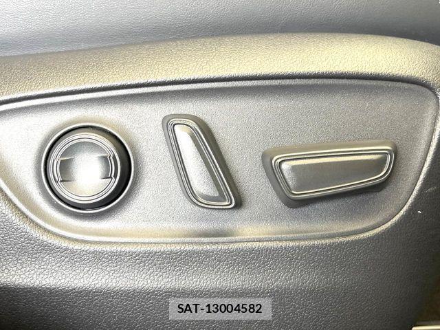 Toyota RAV4 2022-04 7457260-4