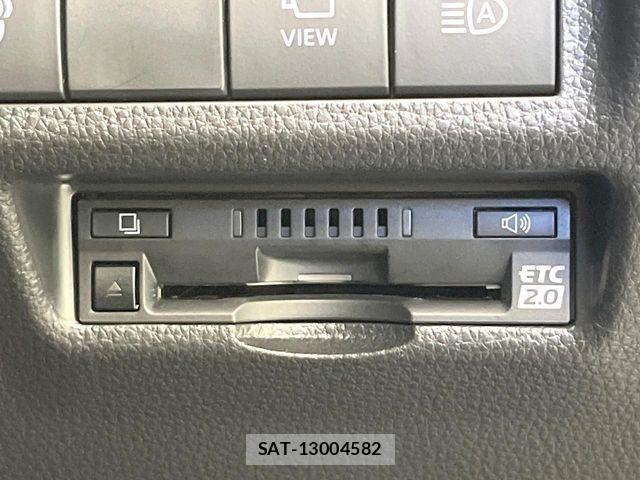 Toyota RAV4 2022-04 7457260-5