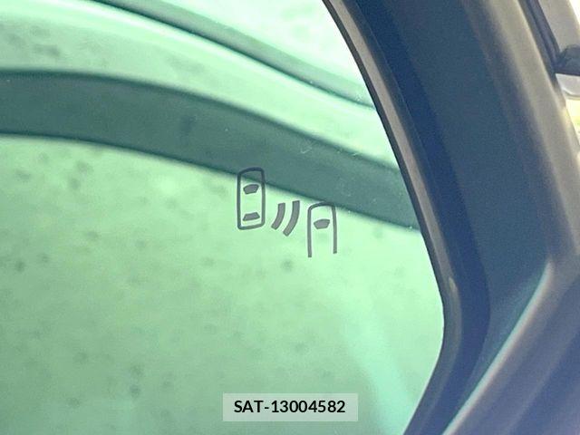 Toyota RAV4 2022-04 7457260-6