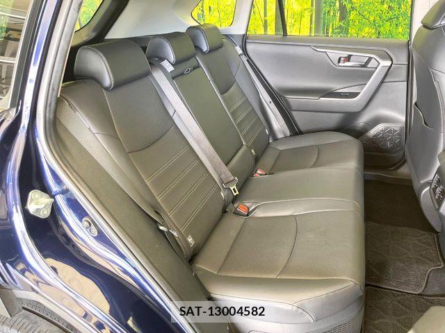 Toyota RAV4 2022-04 7457260-8