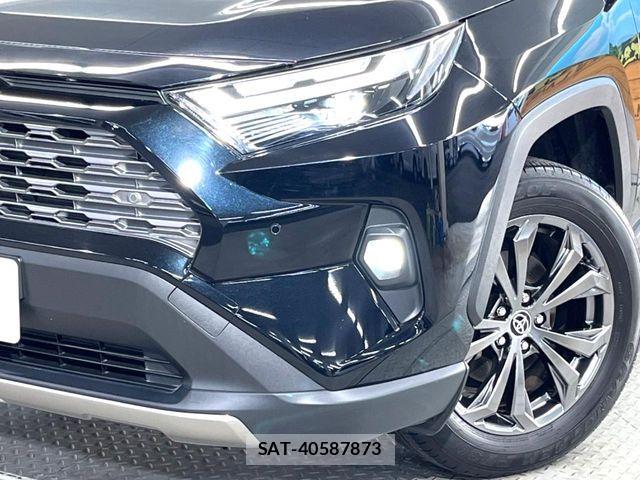 Toyota RAV4 2023-06 7457259-11