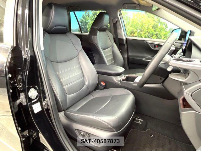 Toyota RAV4 2023-06 7457259-7