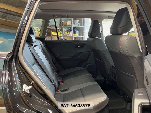 Toyota RAV4 2026-03 7457249-9
