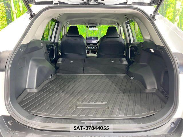 Toyota RAV4 2023-02 7457262-9