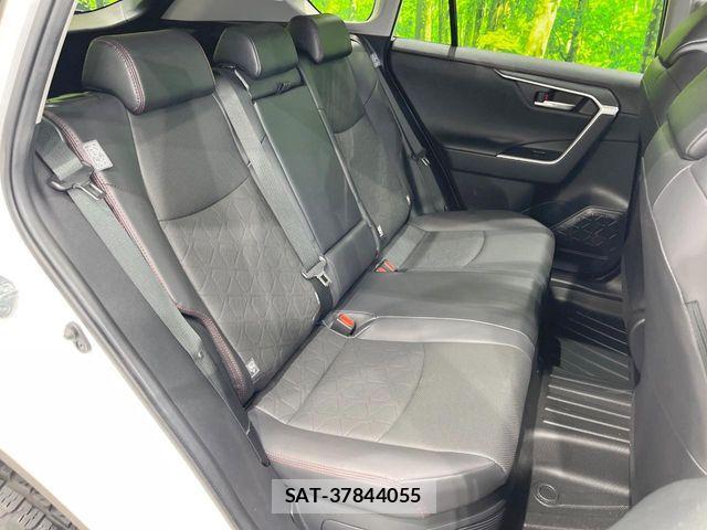 Toyota RAV4 2023-02 7457262-8