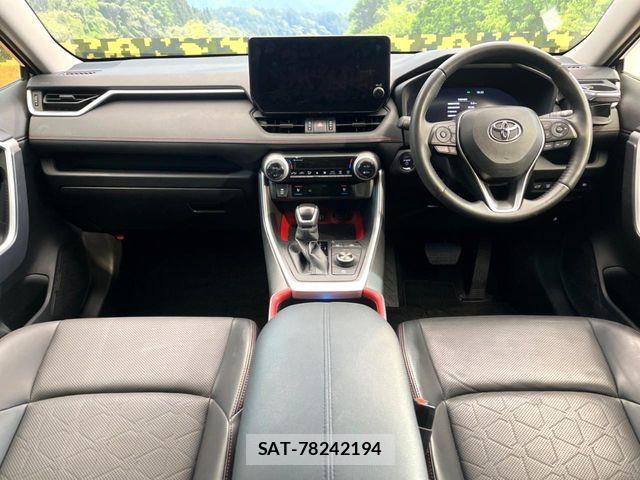 Toyota RAV4 2023-03 7457258-1