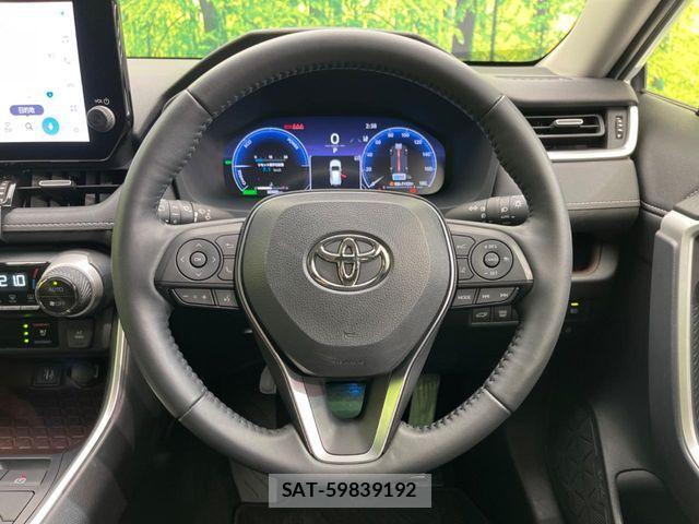 Toyota RAV4 2023-08 7502566-10