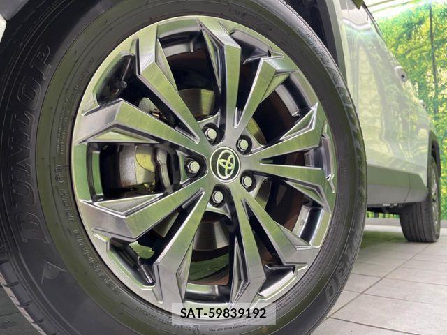 Toyota RAV4 2023-08 7502566-12