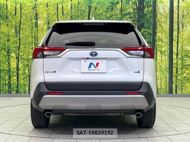 Toyota RAV4 2023-08 7502566-14
