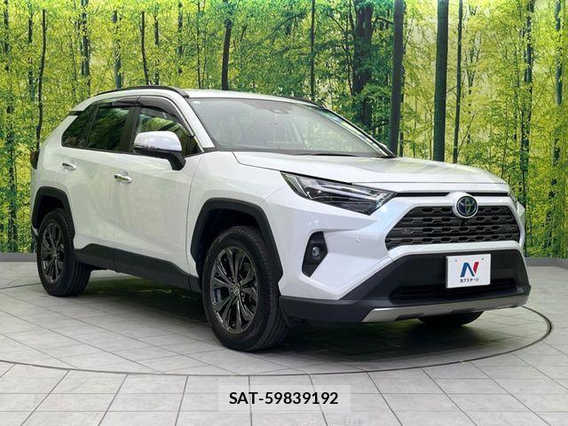 Toyota RAV4 2023-08 7502566-15