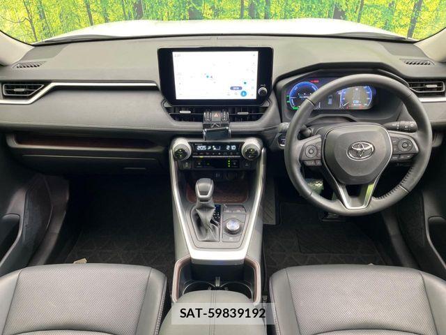 Toyota RAV4 2023-08 7502566-1