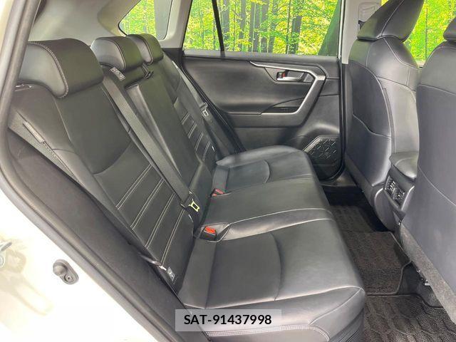 Toyota RAV4 2020-06 7502570-8