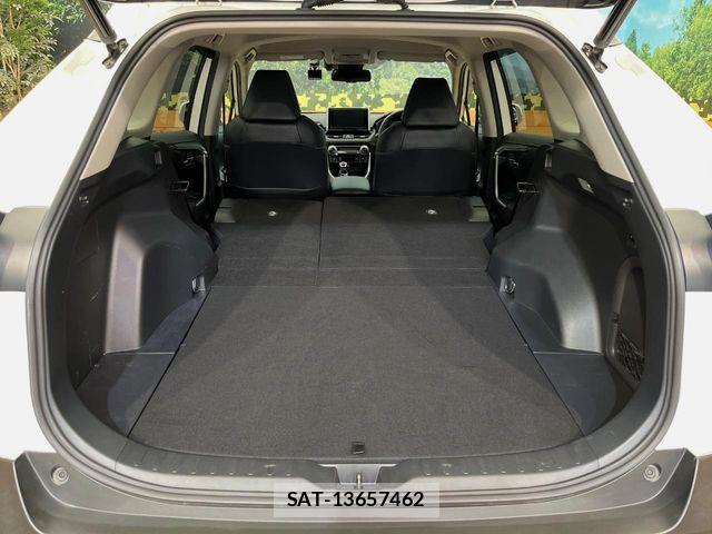 Toyota RAV4 2019-12 7502571-12