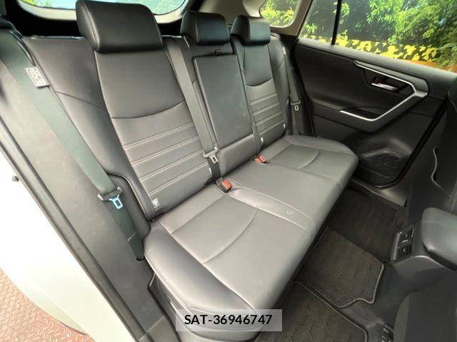 Toyota RAV4 2021-09 7509861-8