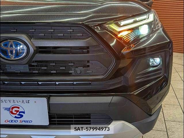 Toyota RAV4 2022-04 7502567-9